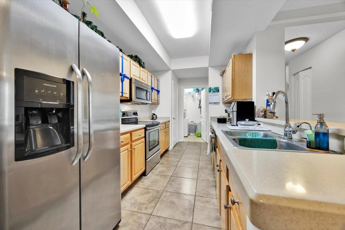 12017 VILLANOVA DR #102