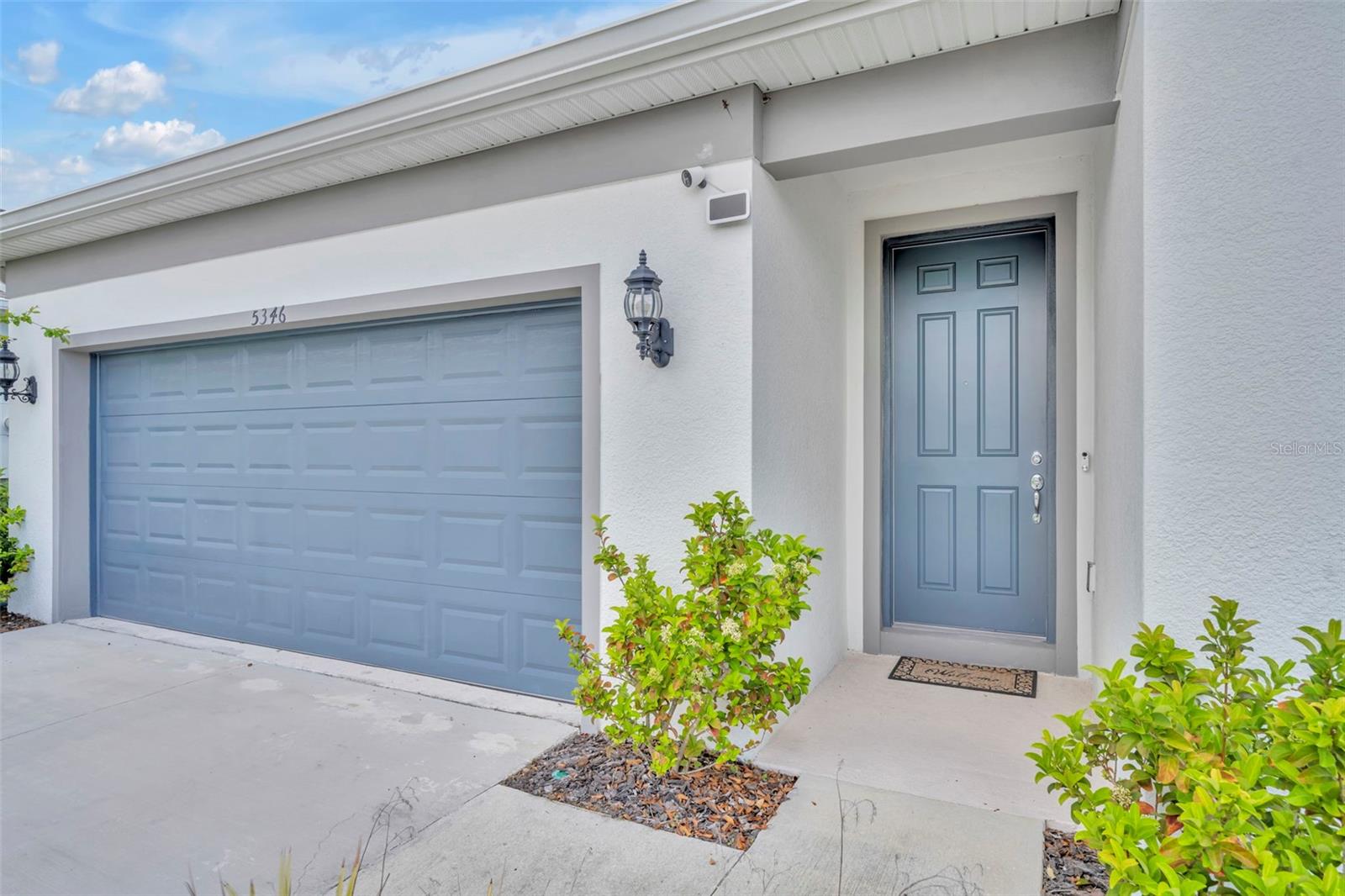 5346 ROYAL POINT AVE