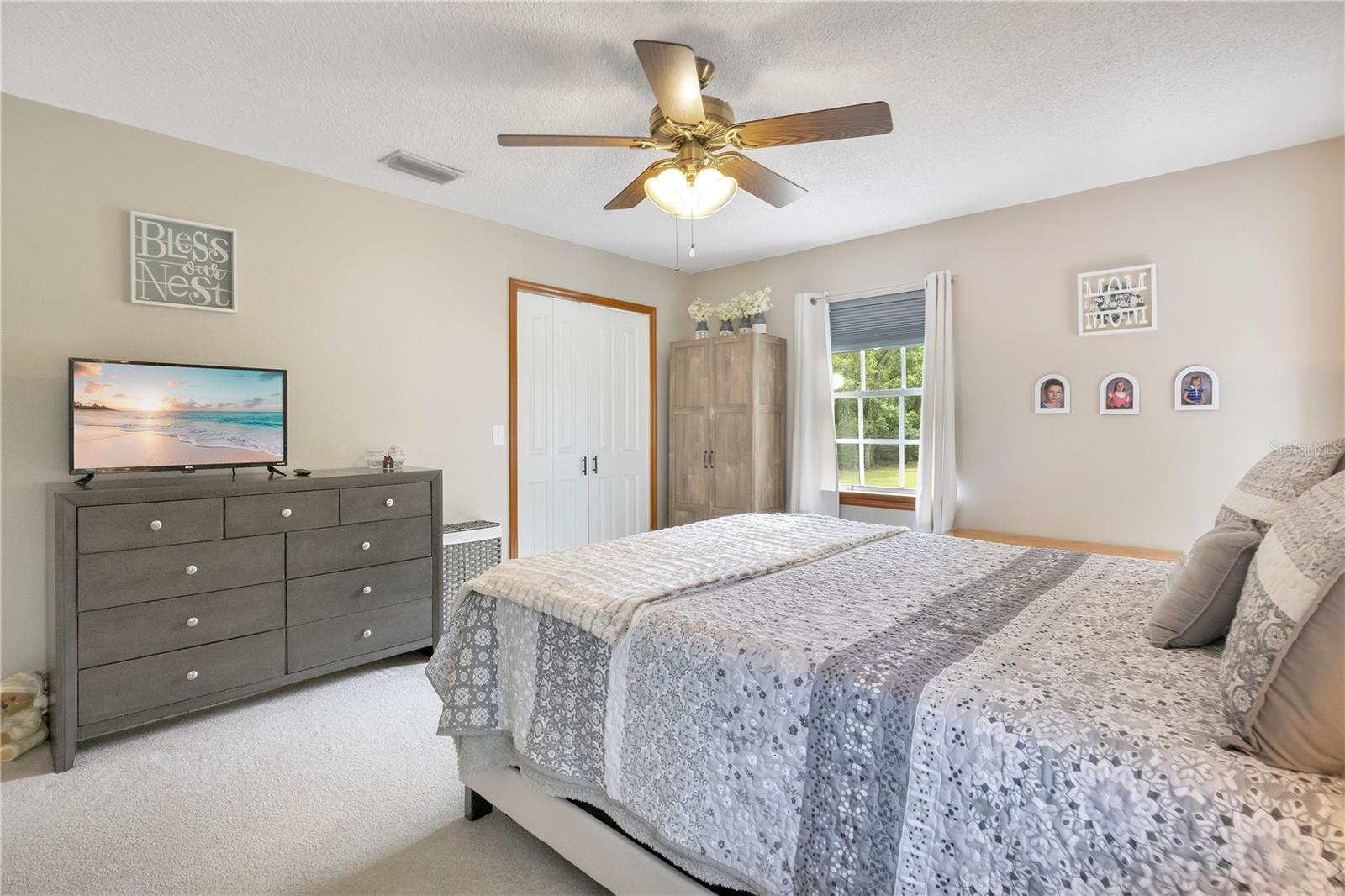 211 SPRING HOLLOW BLVD