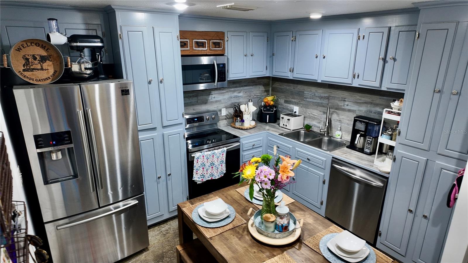 4694 PHEASANT RUN DR #2B