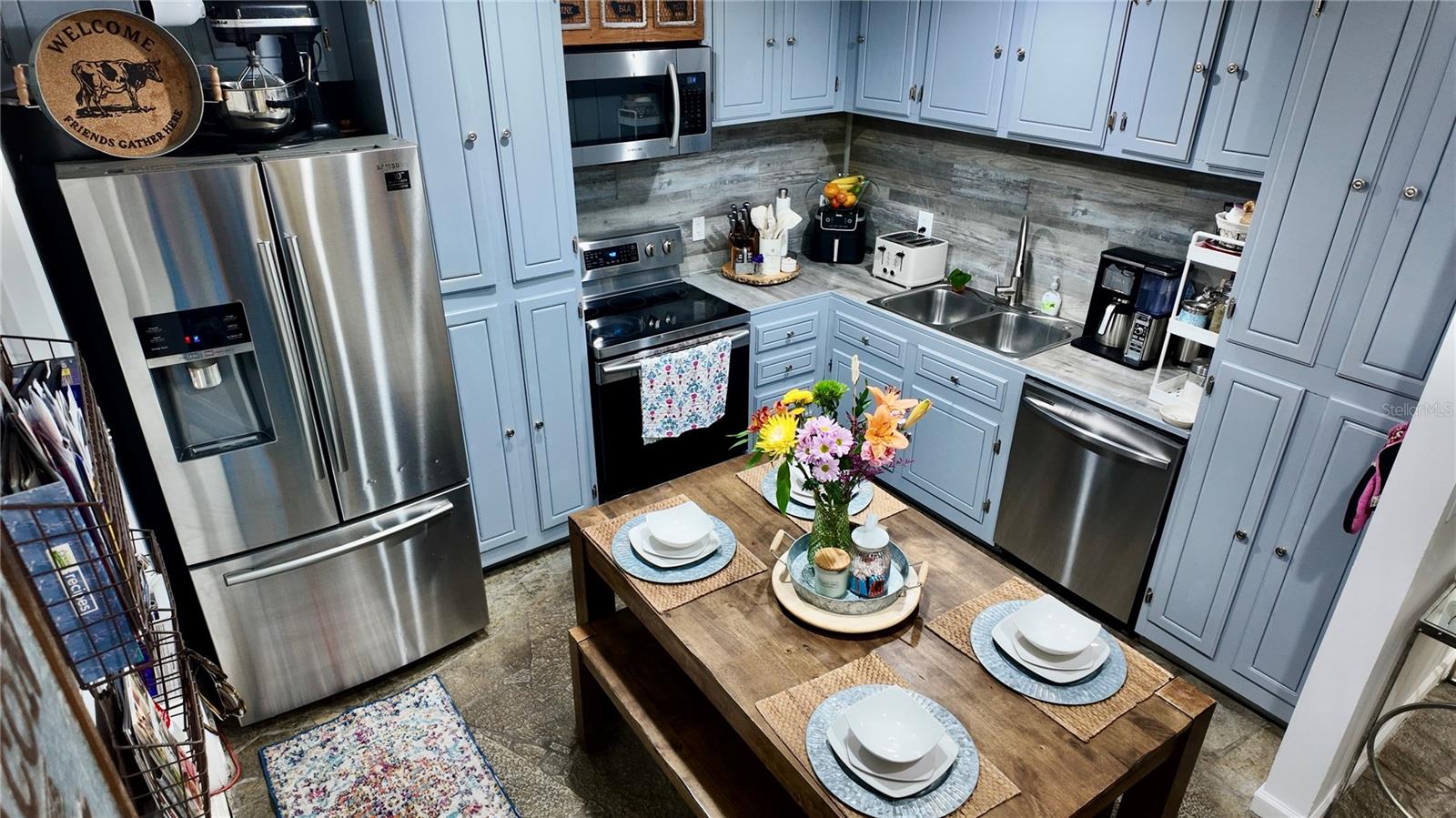 4694 PHEASANT RUN DR #2B