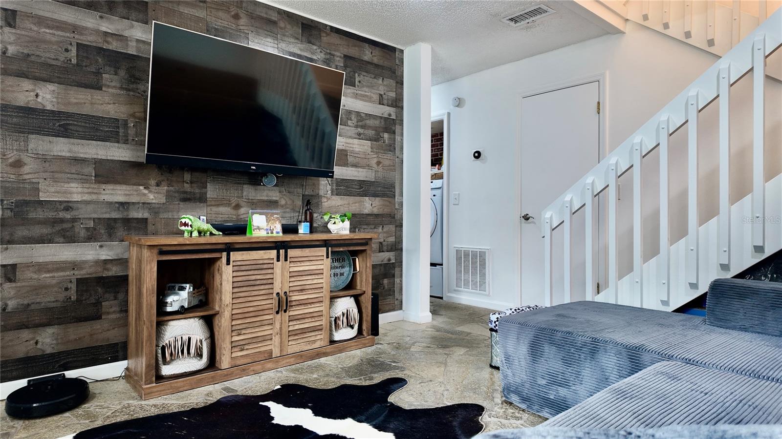 4694 PHEASANT RUN DR #2B