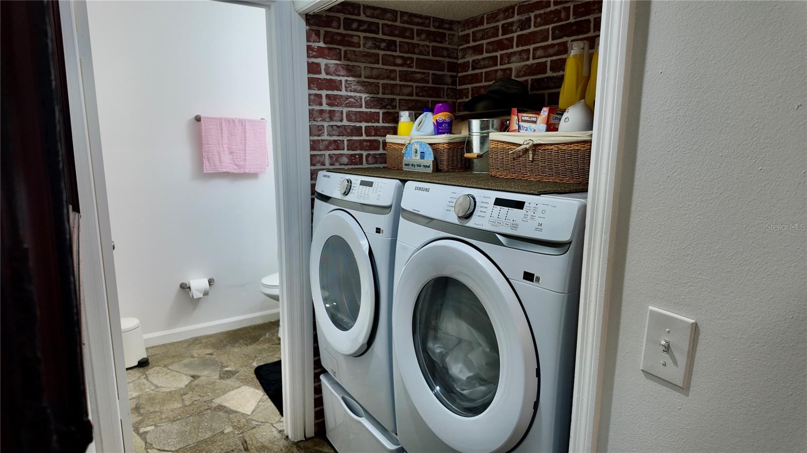 4694 PHEASANT RUN DR #2B