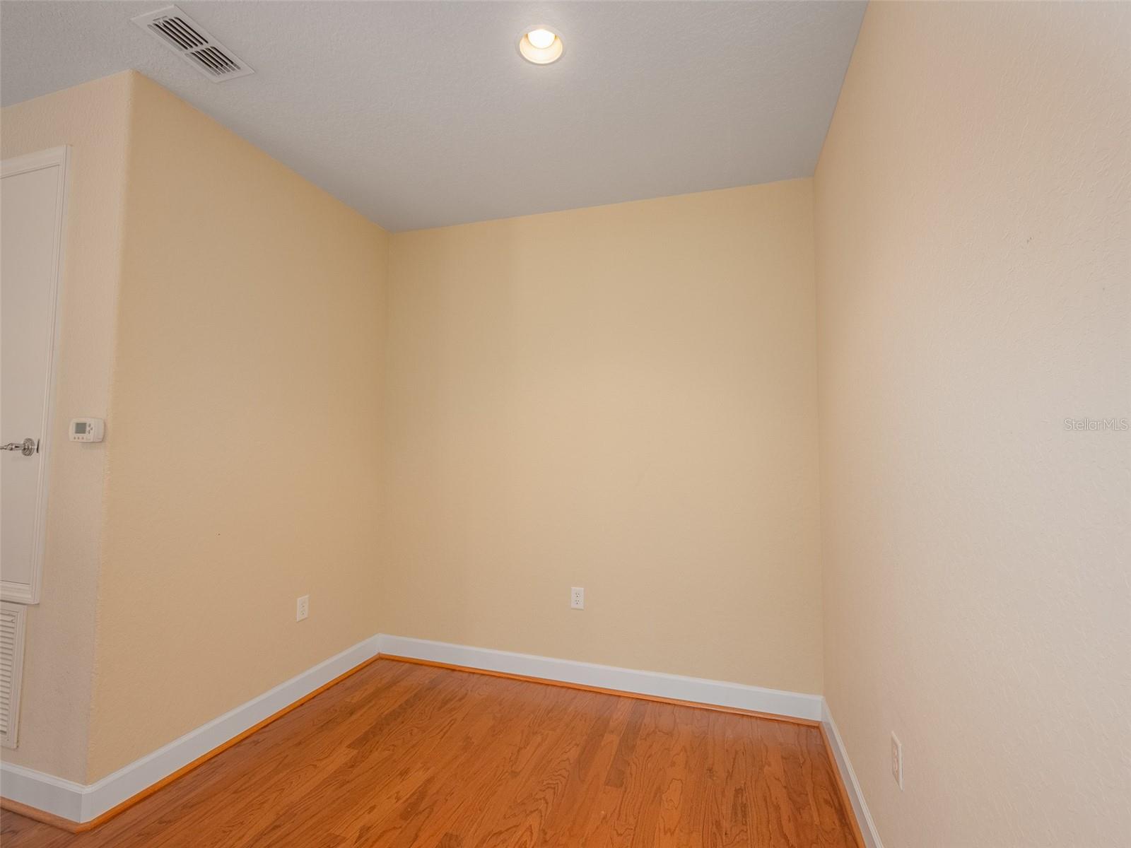 1409 MILLEDGE LN #1409