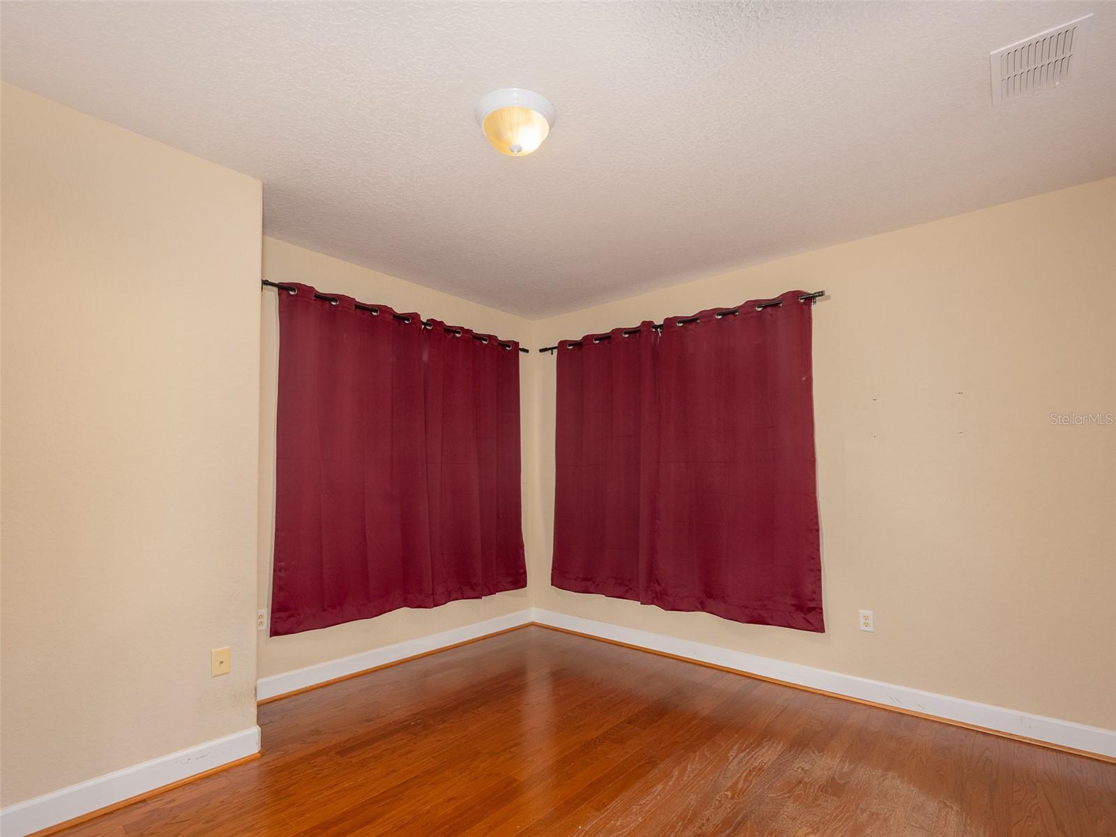1409 MILLEDGE LN #1409