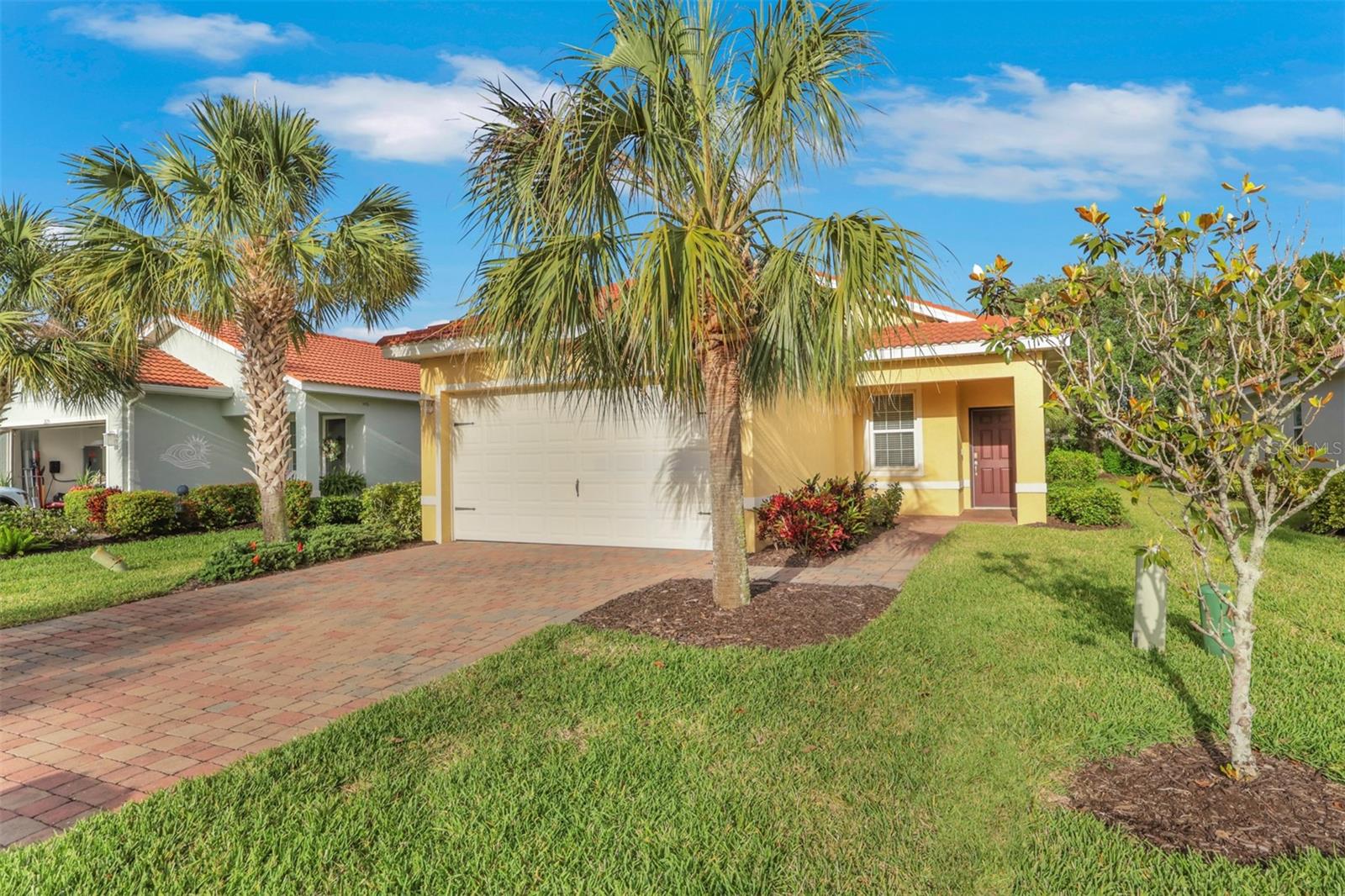 2119 SUMMERSWEET DR