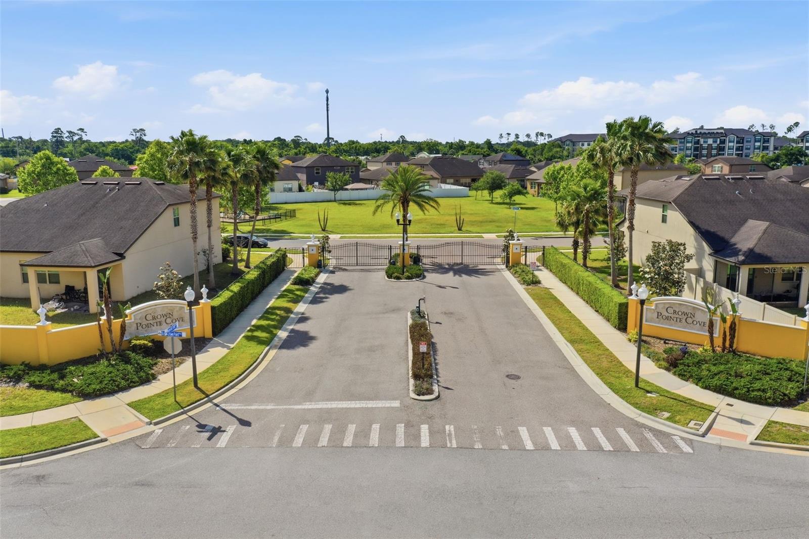 1670 REGAL RIVER CIR