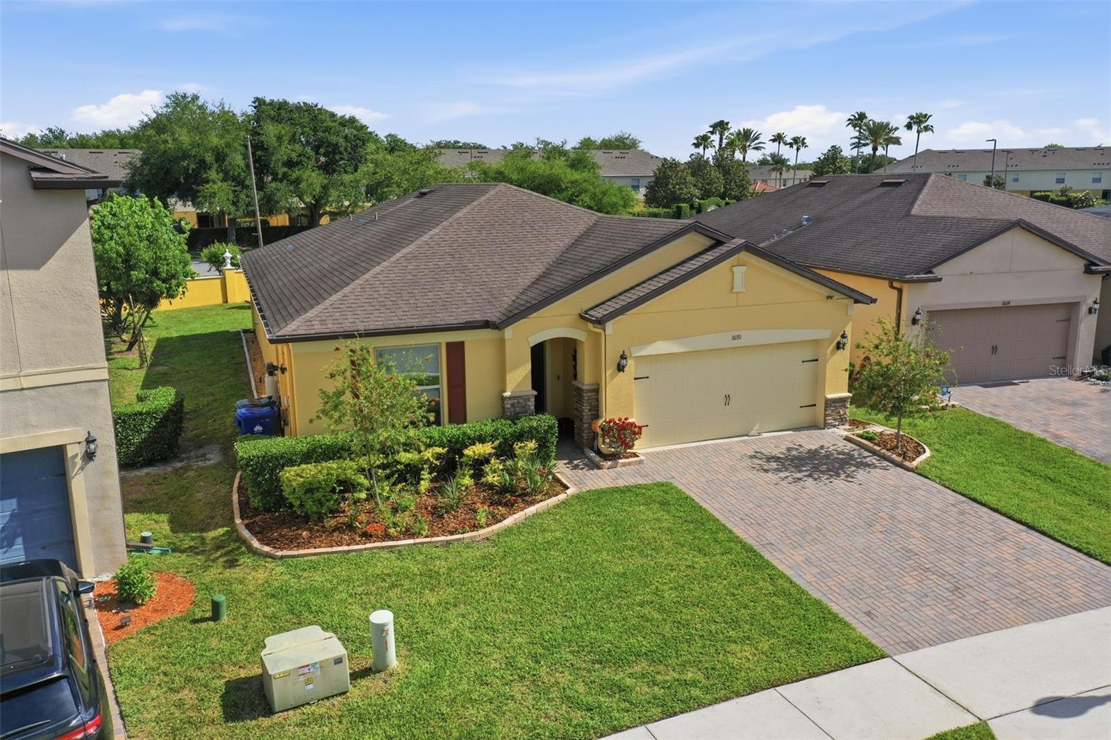1670 REGAL RIVER CIR