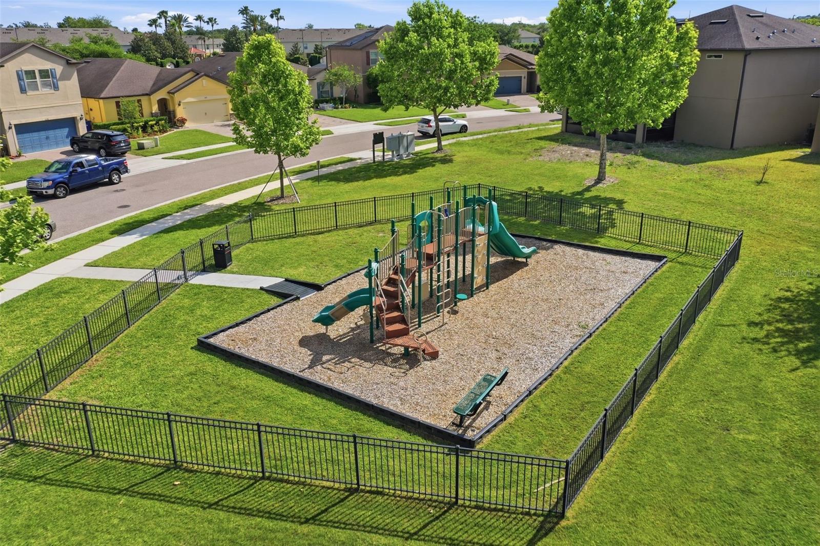 1670 REGAL RIVER CIR
