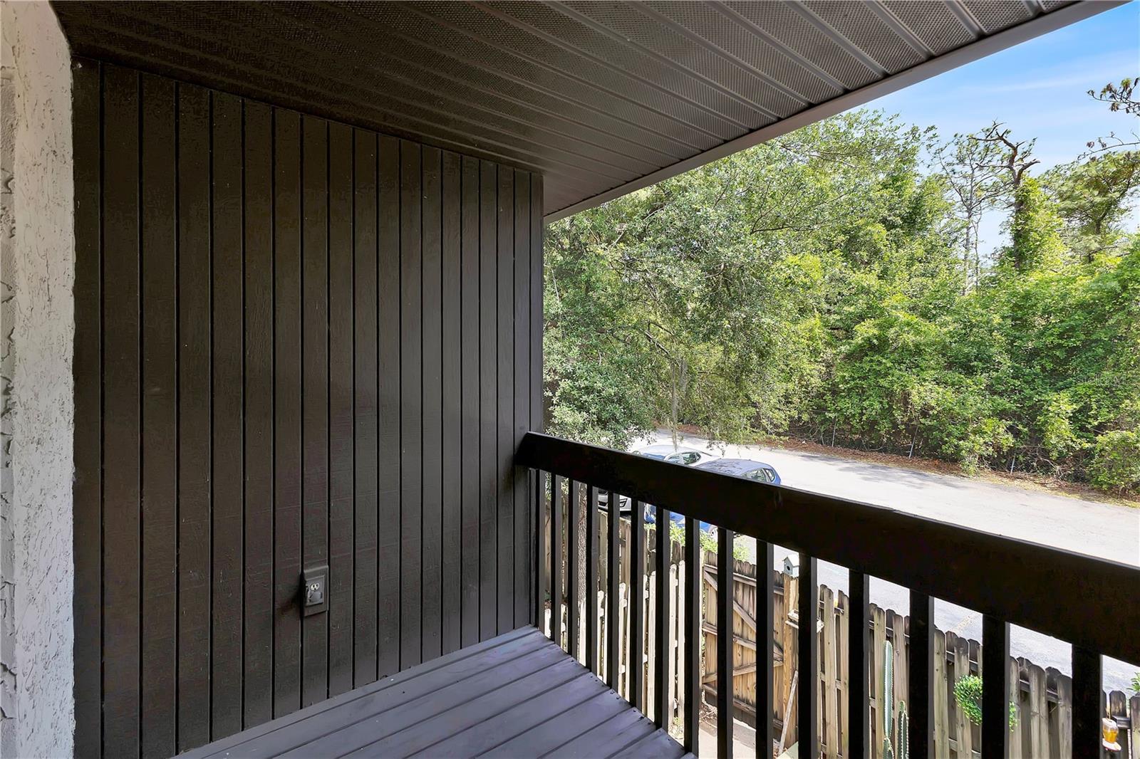 1329 WINDSOR DR
