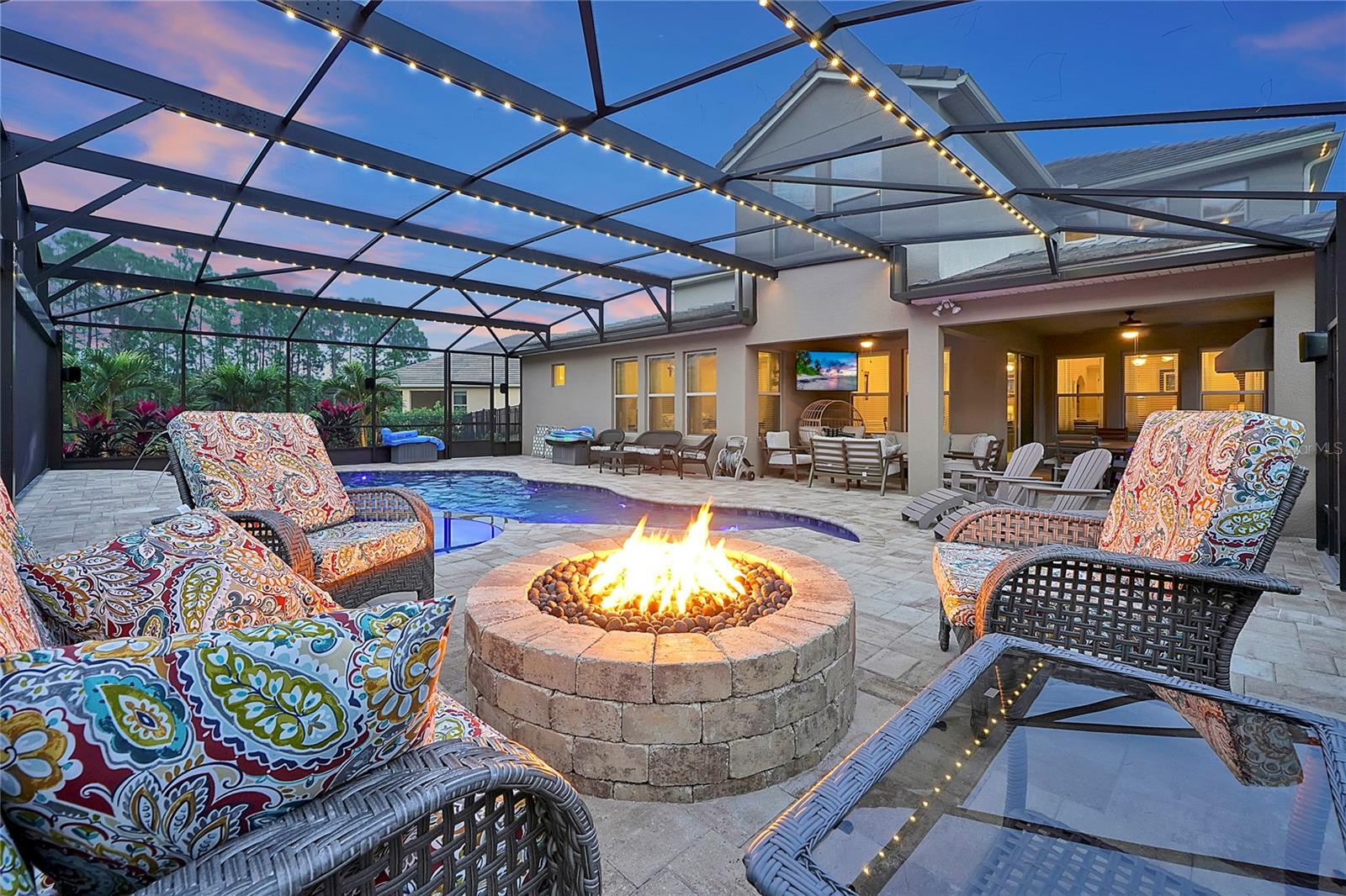 9827 BEACH PORT DR