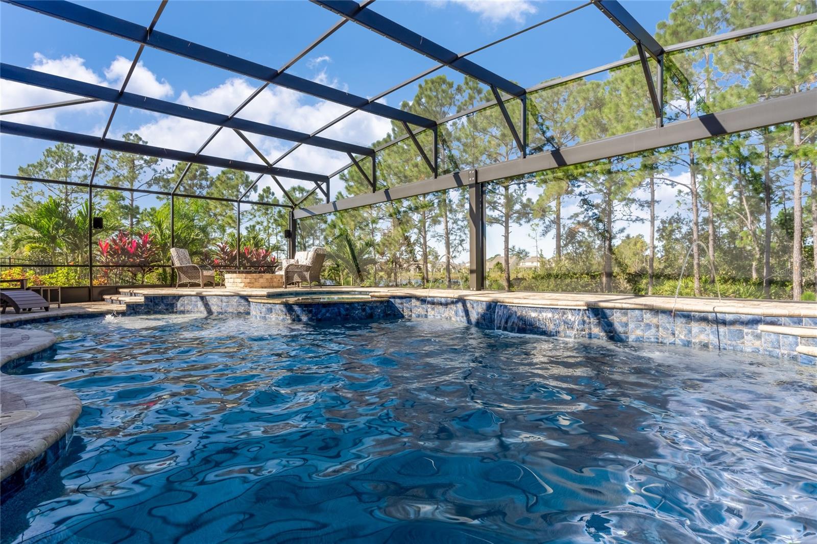 9827 BEACH PORT DR