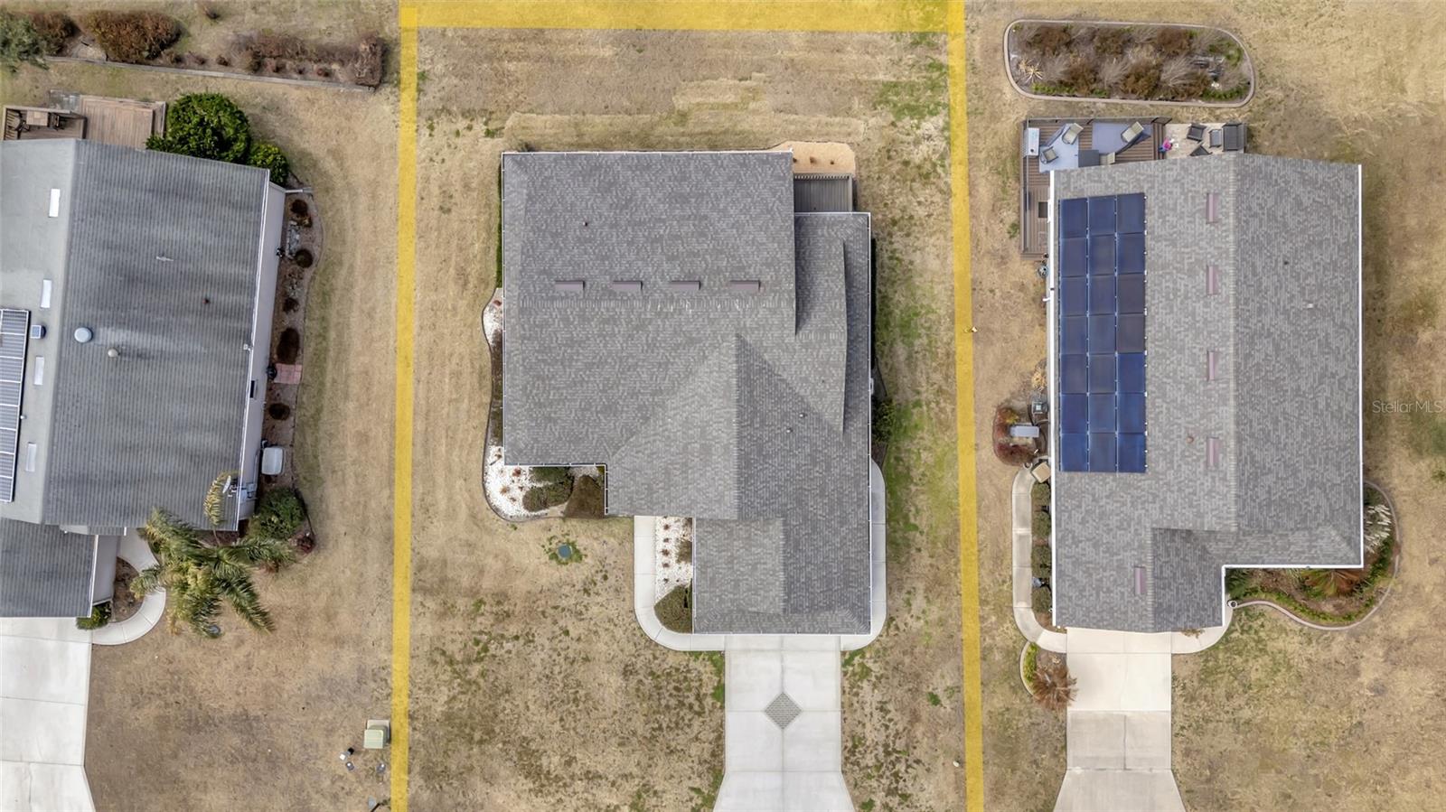106 FAIRWAY CIR