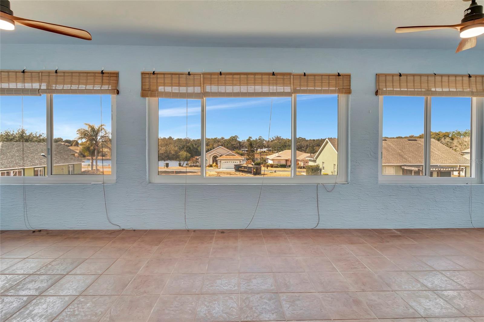 106 FAIRWAY CIR