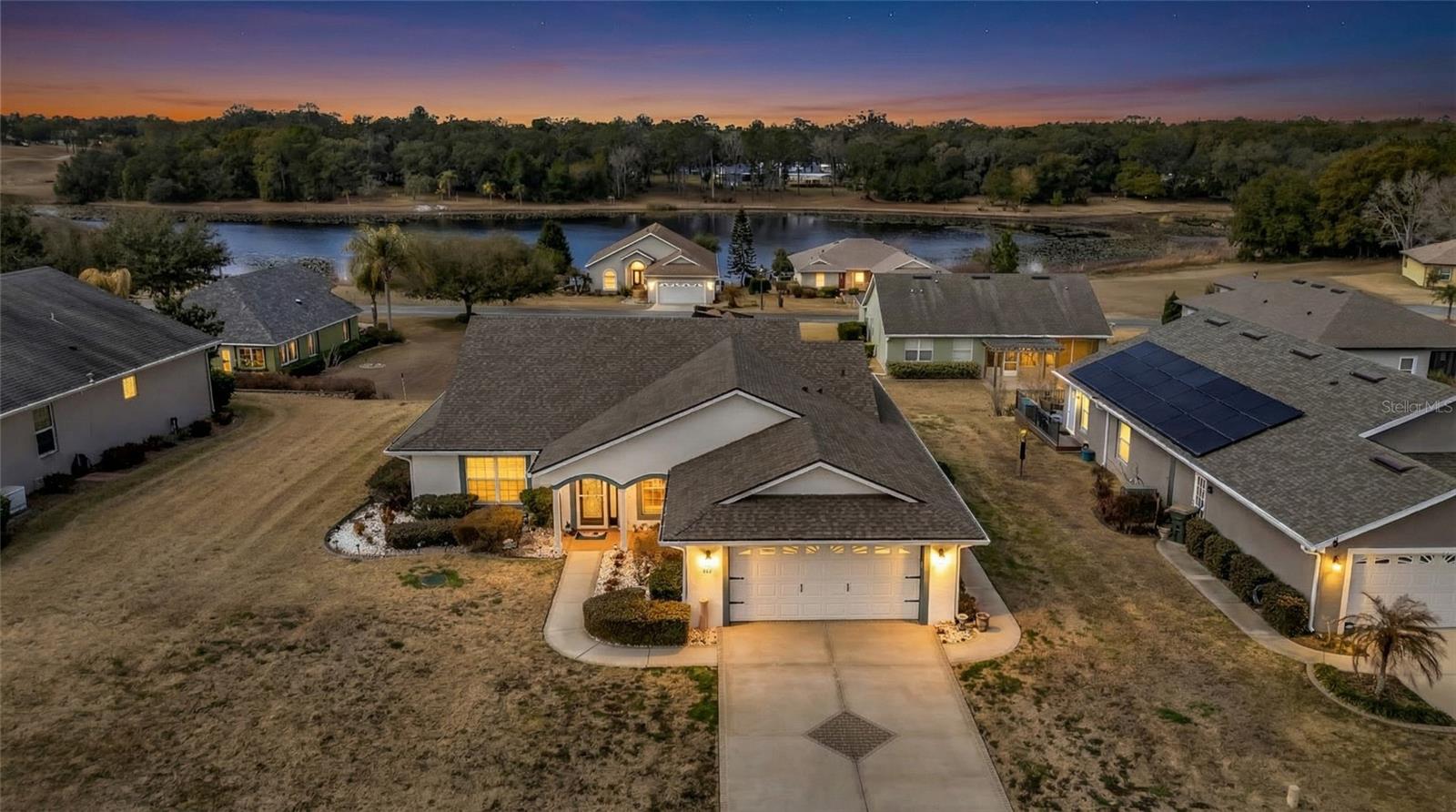 106 FAIRWAY CIR