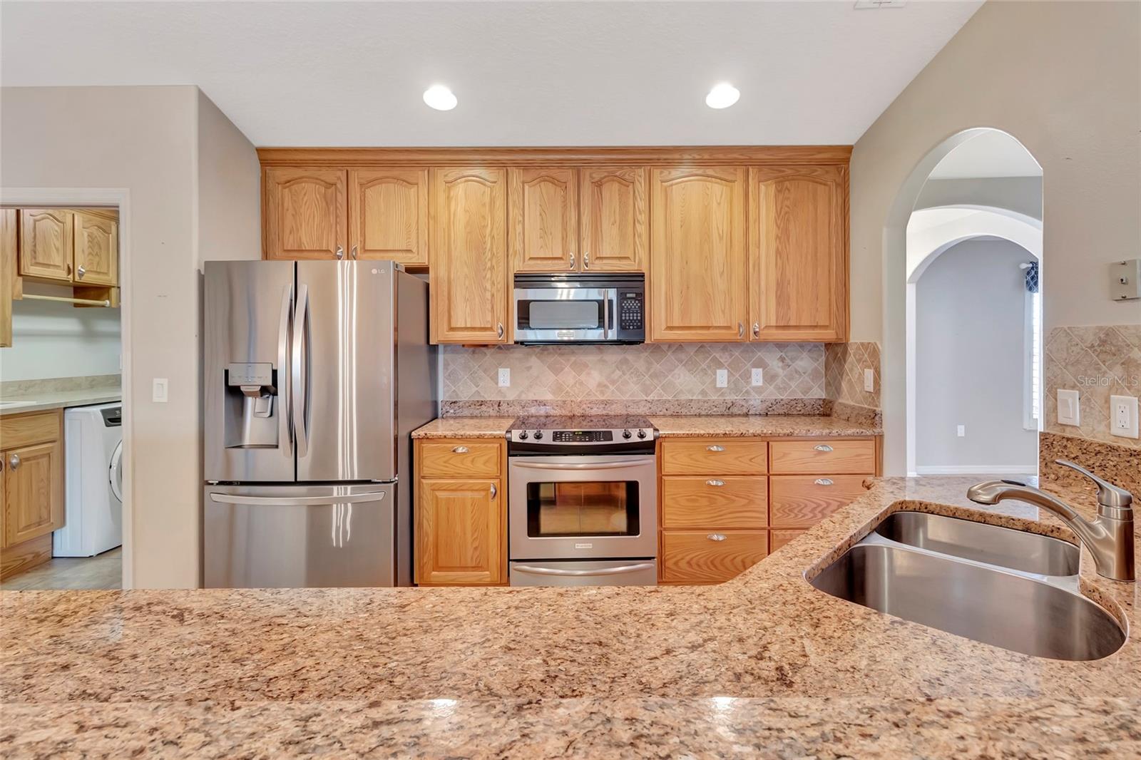 106 FAIRWAY CIR