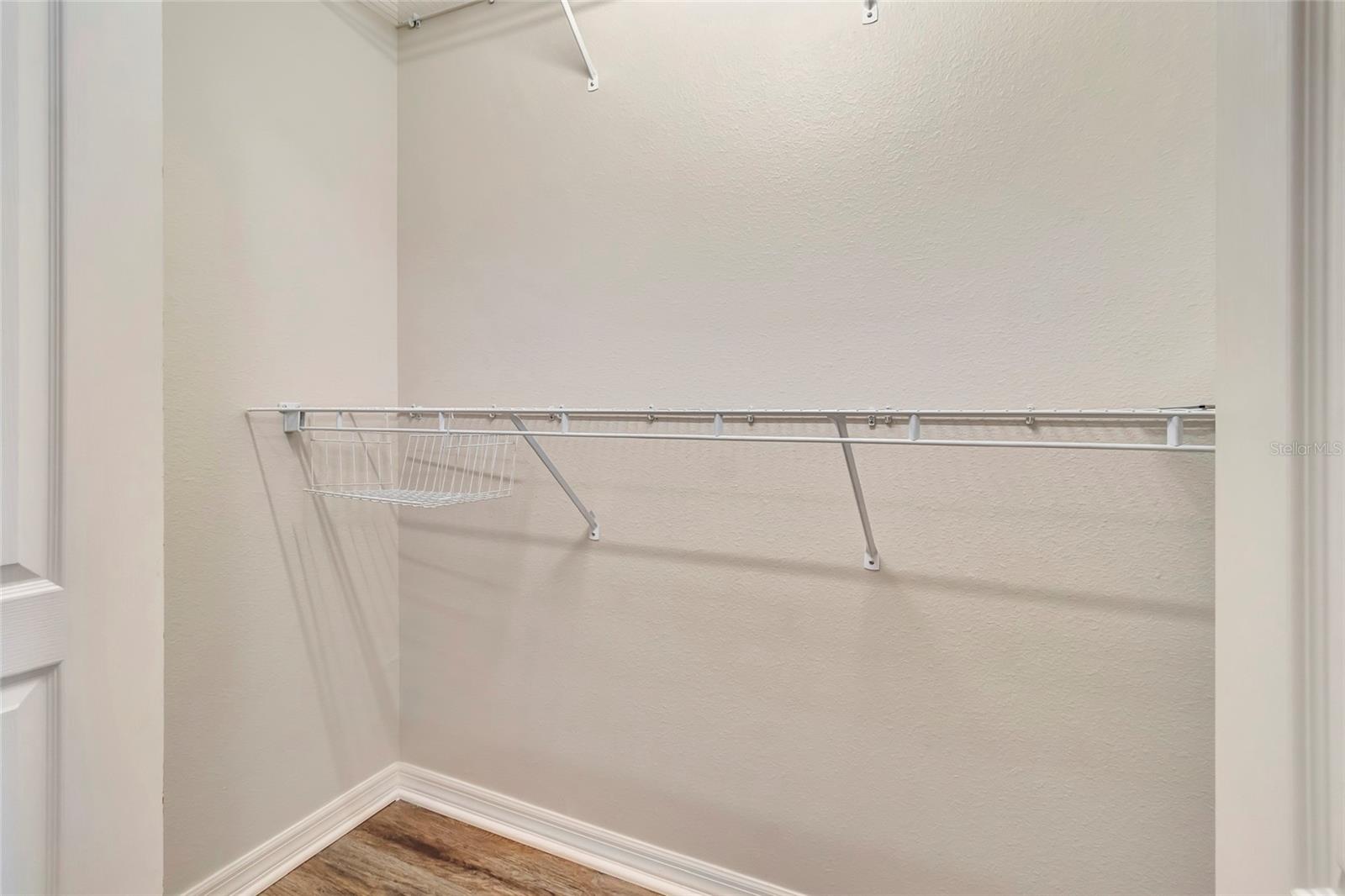 106 FAIRWAY CIR