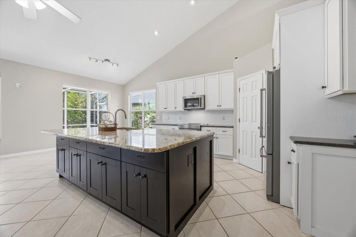 13361 MEERGATE CIR