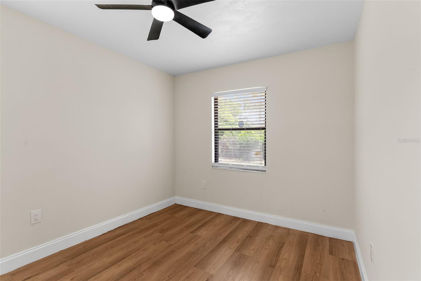 2233 WOLF RD