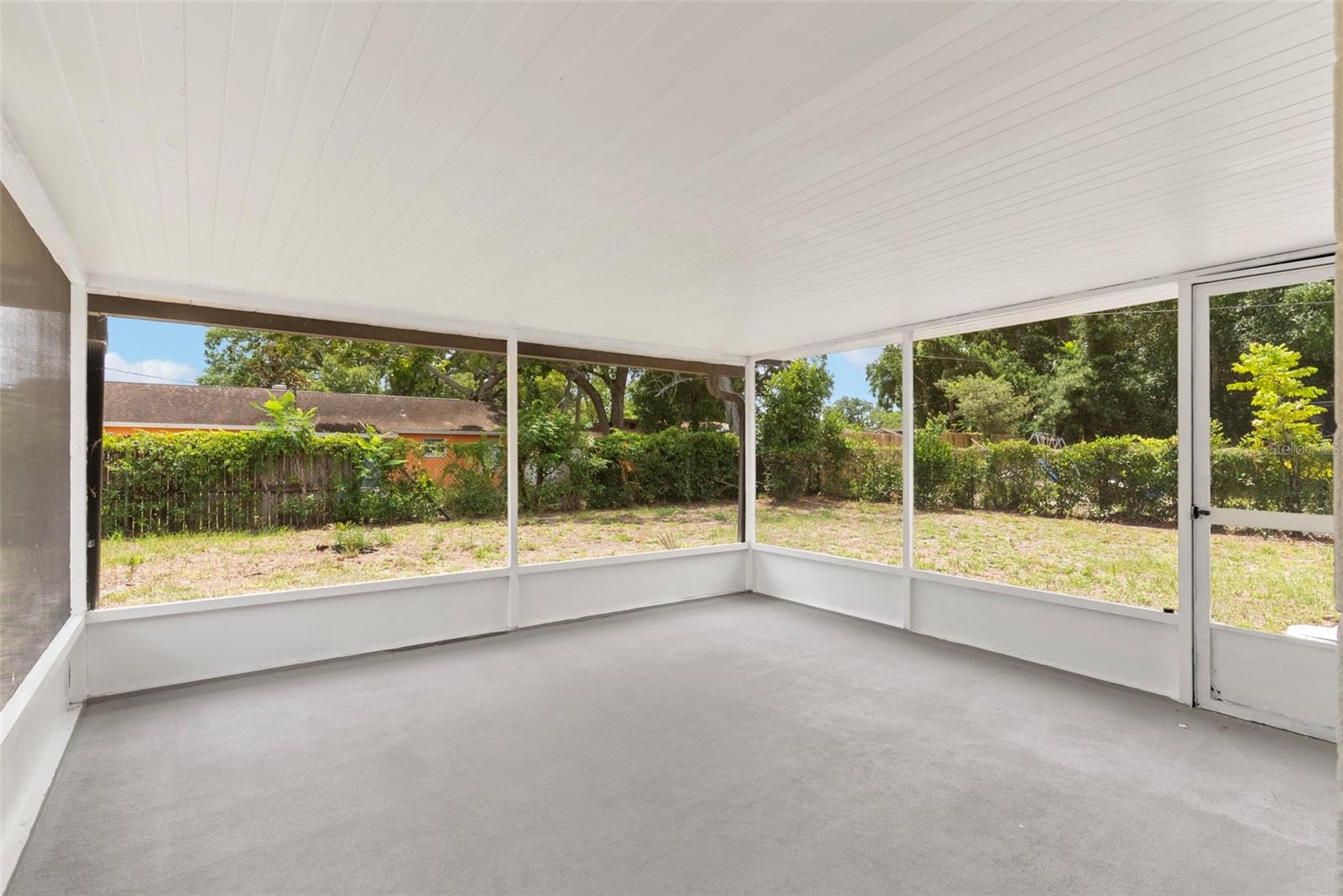 2233 WOLF RD