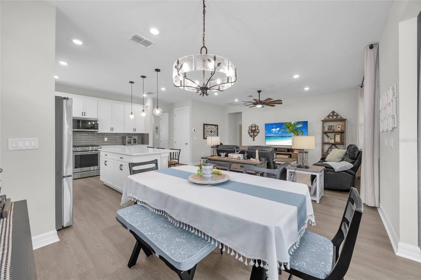 1384 ZESTY CITRUS LN