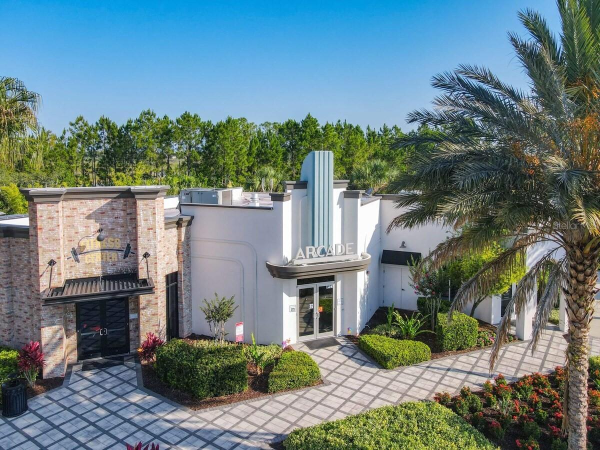 1048 PLANTATION LANE