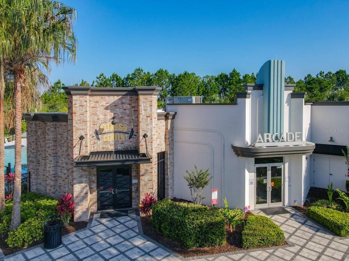 1048 PLANTATION LANE