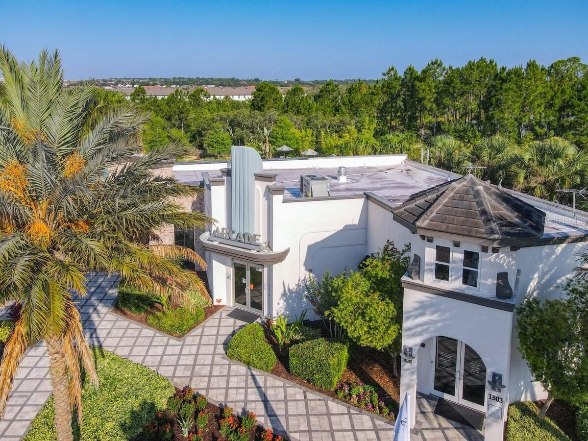 1048 PLANTATION LANE