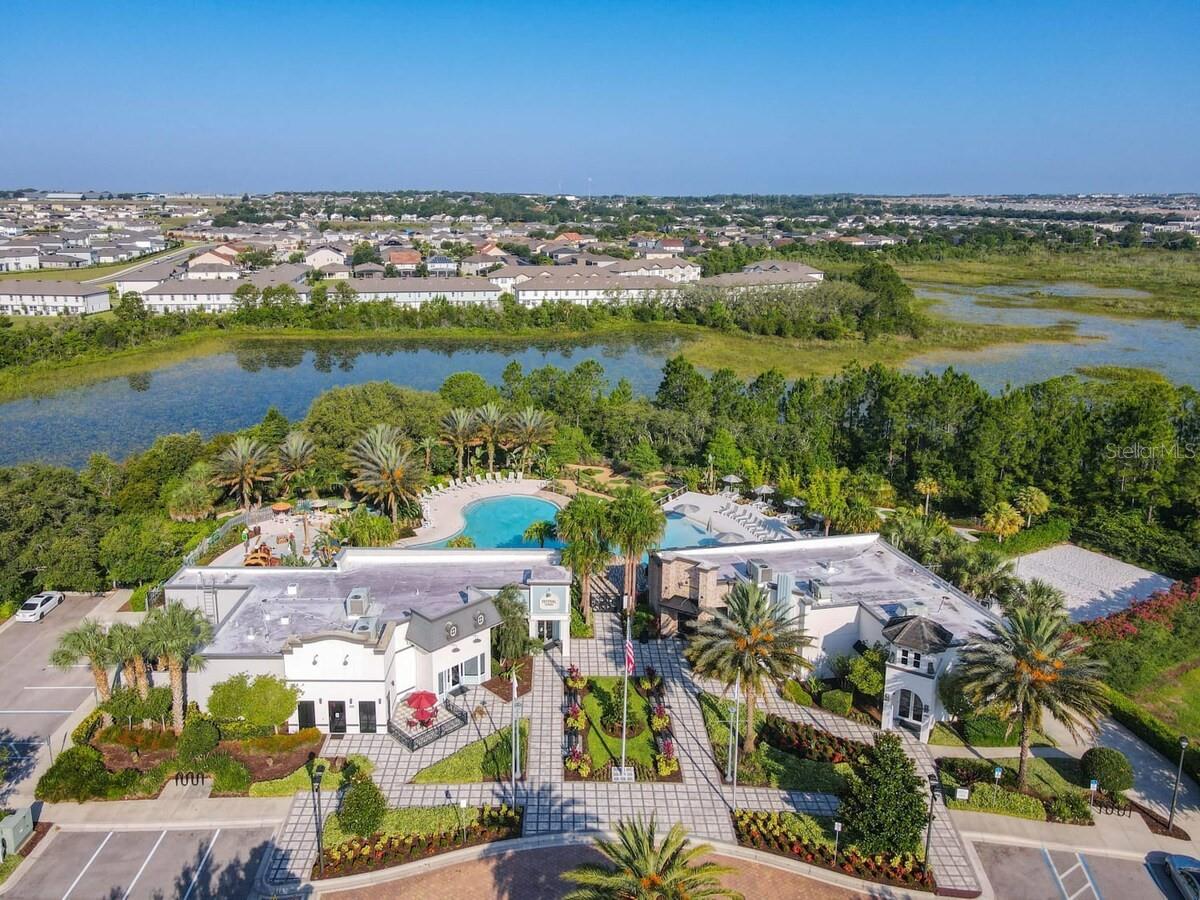 1048 PLANTATION LANE