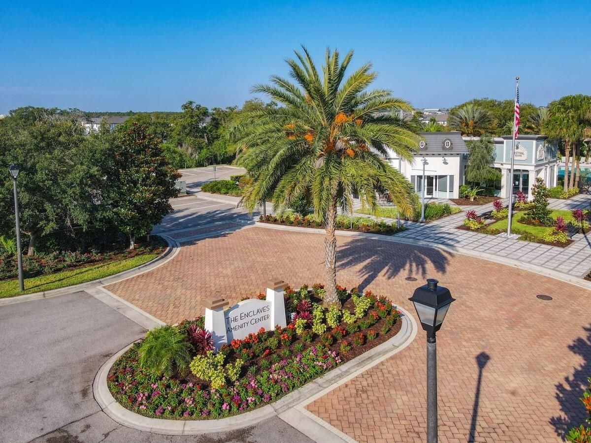 1048 PLANTATION LANE