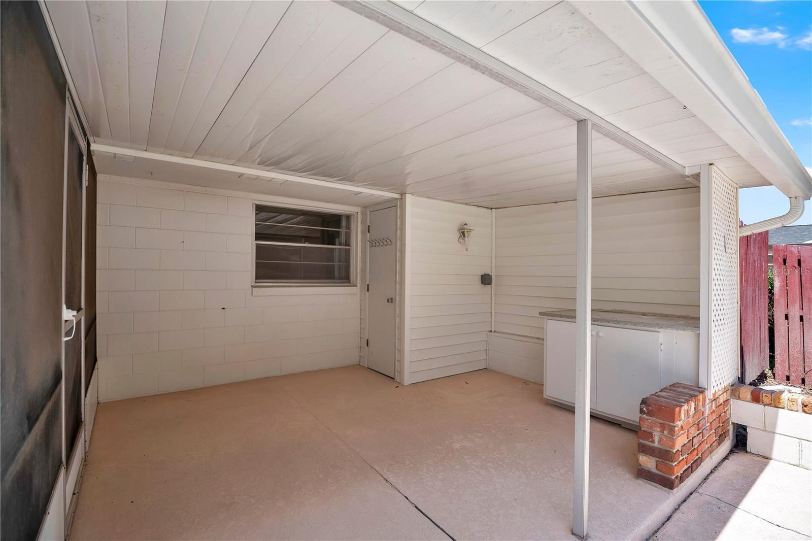 108 PINE NEEDLE LN