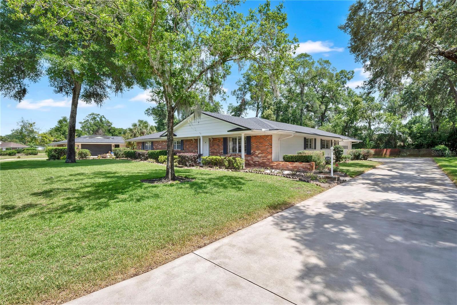 108 PINE NEEDLE LN