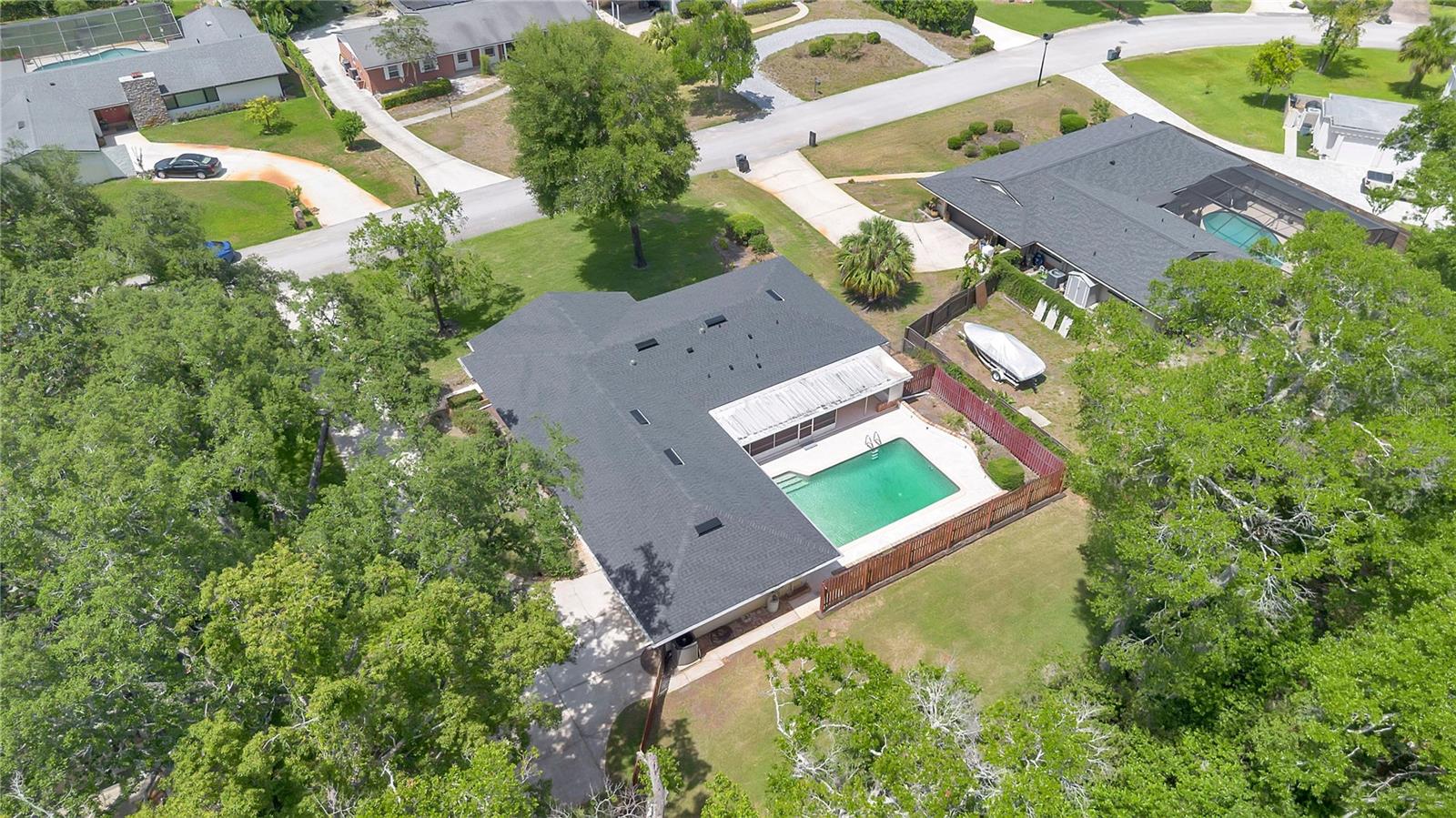 108 PINE NEEDLE LN