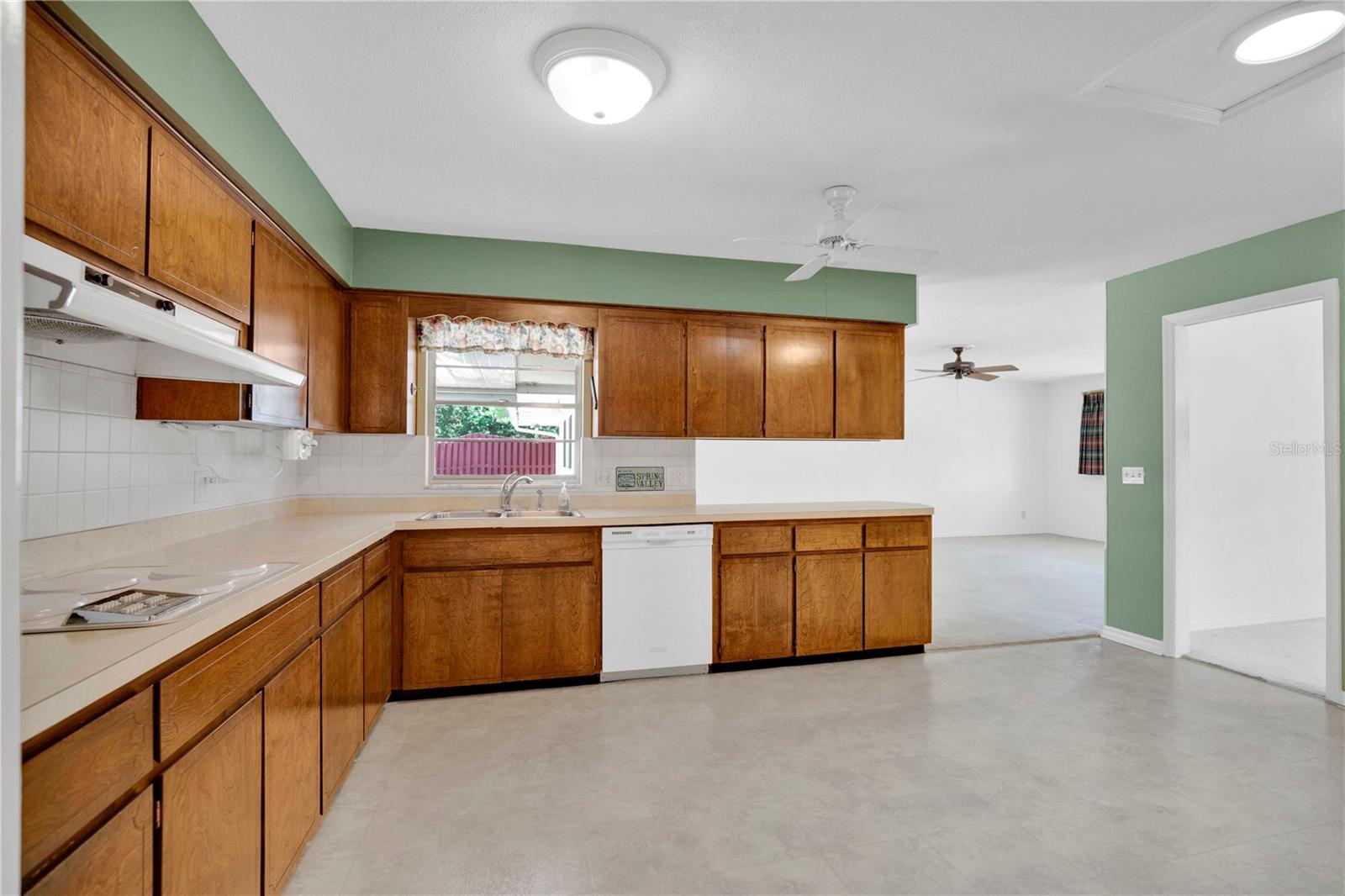 108 PINE NEEDLE LN