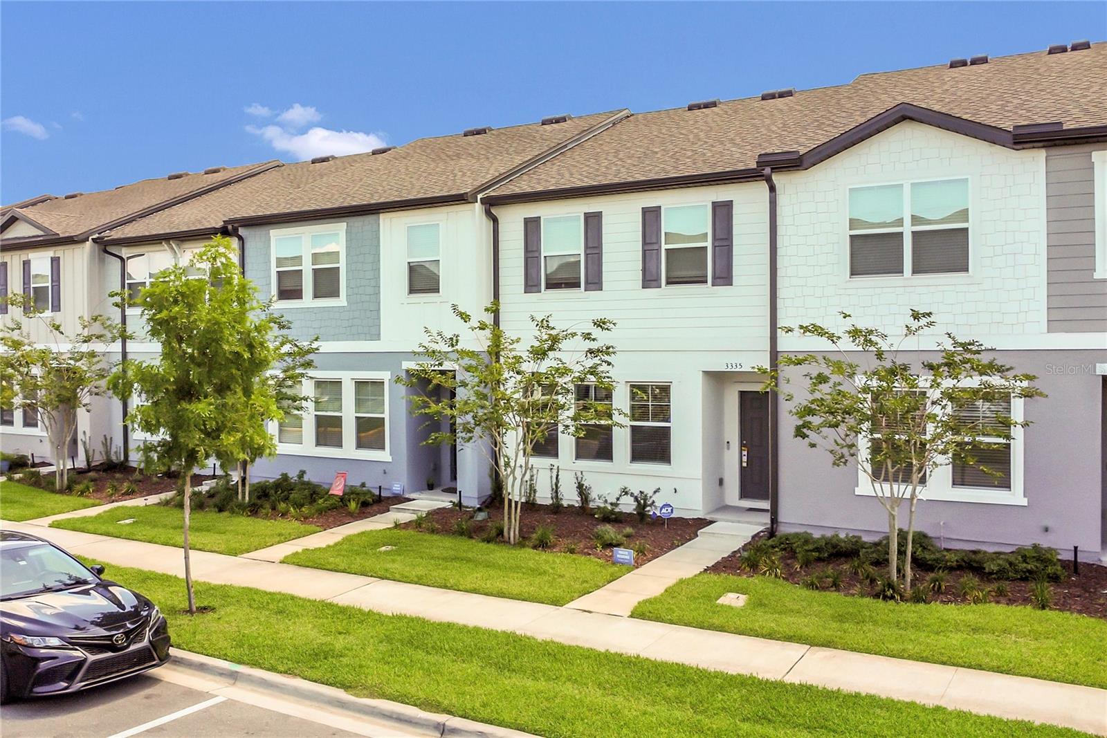 3335 AZOLLA ST