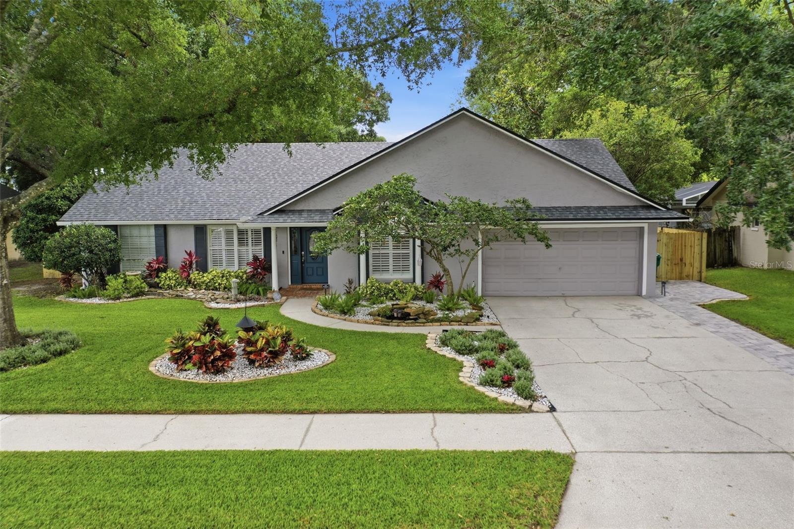 1049 SPRING LANDING DR