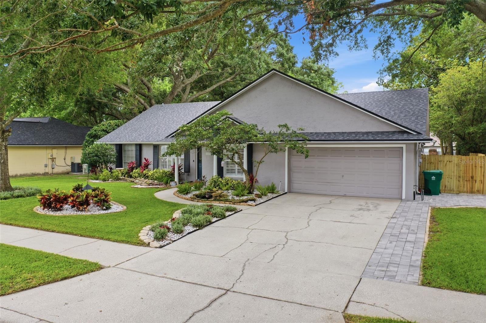 1049 SPRING LANDING DR