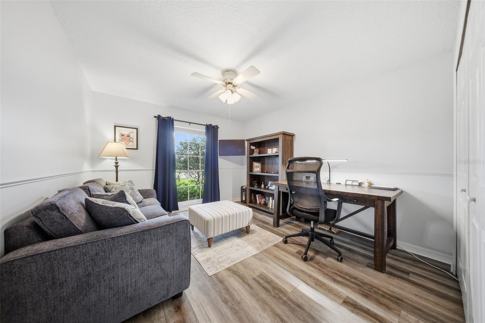 1049 SPRING LANDING DR