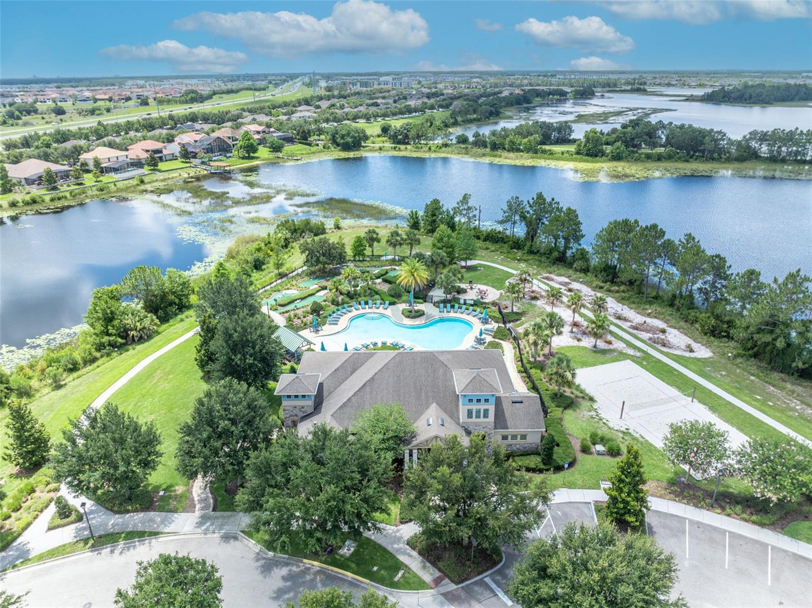 8220 BAYVIEW CROSSING DR