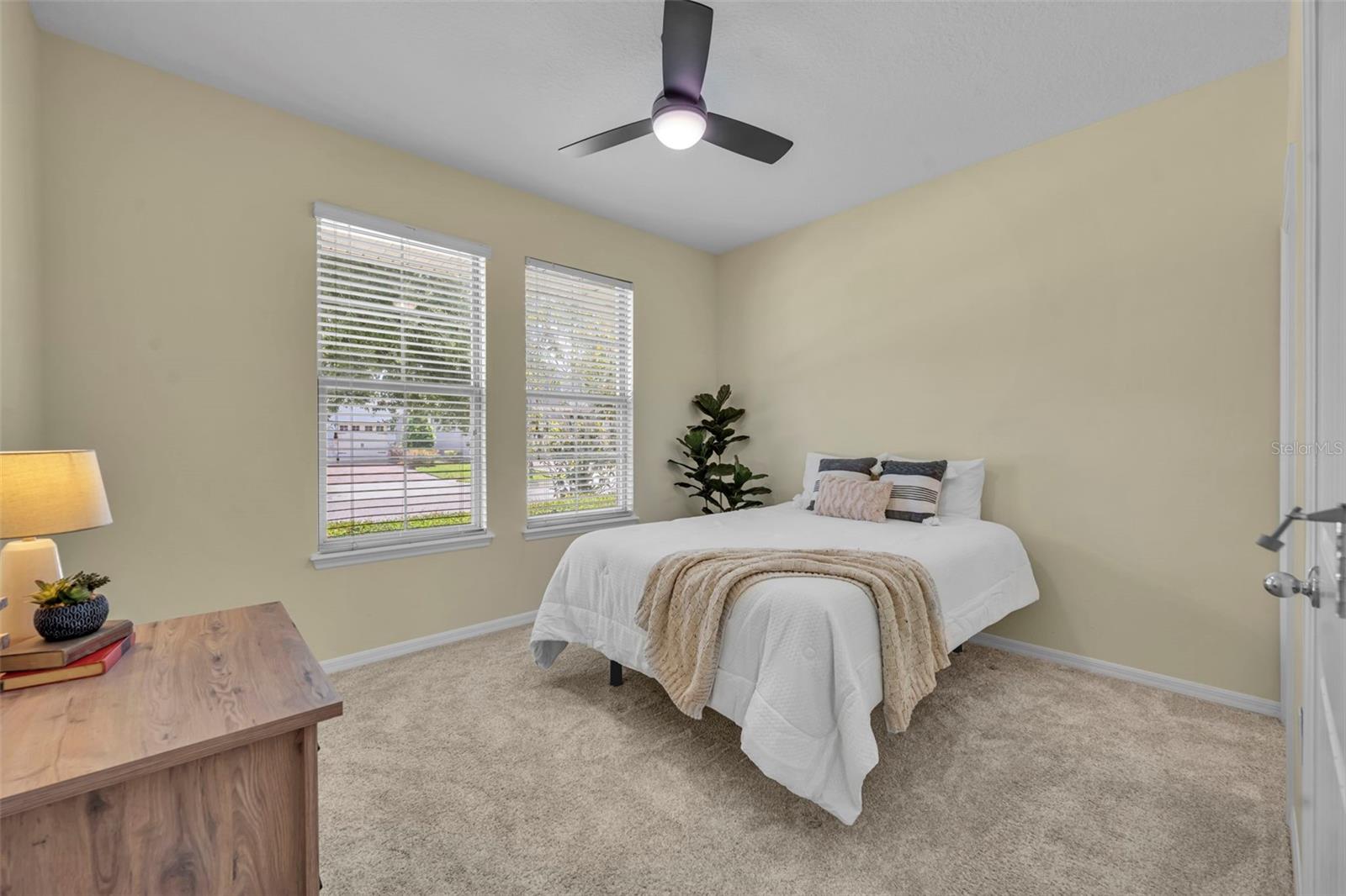 8220 BAYVIEW CROSSING DR