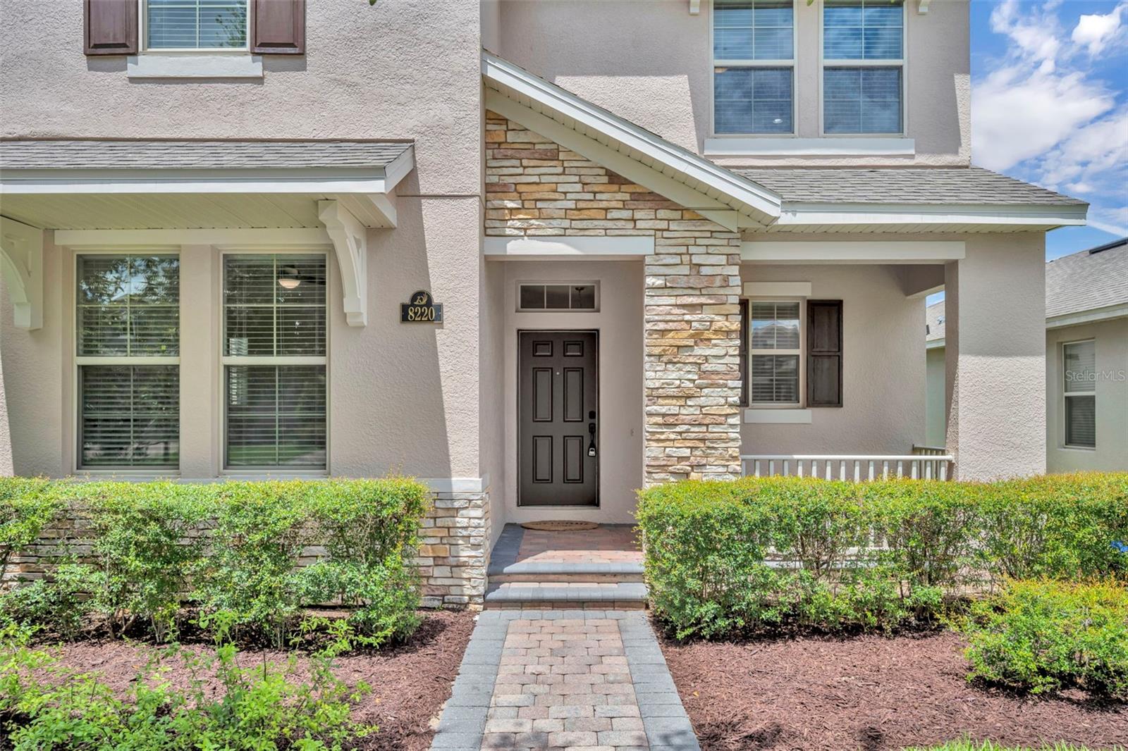 8220 BAYVIEW CROSSING DR
