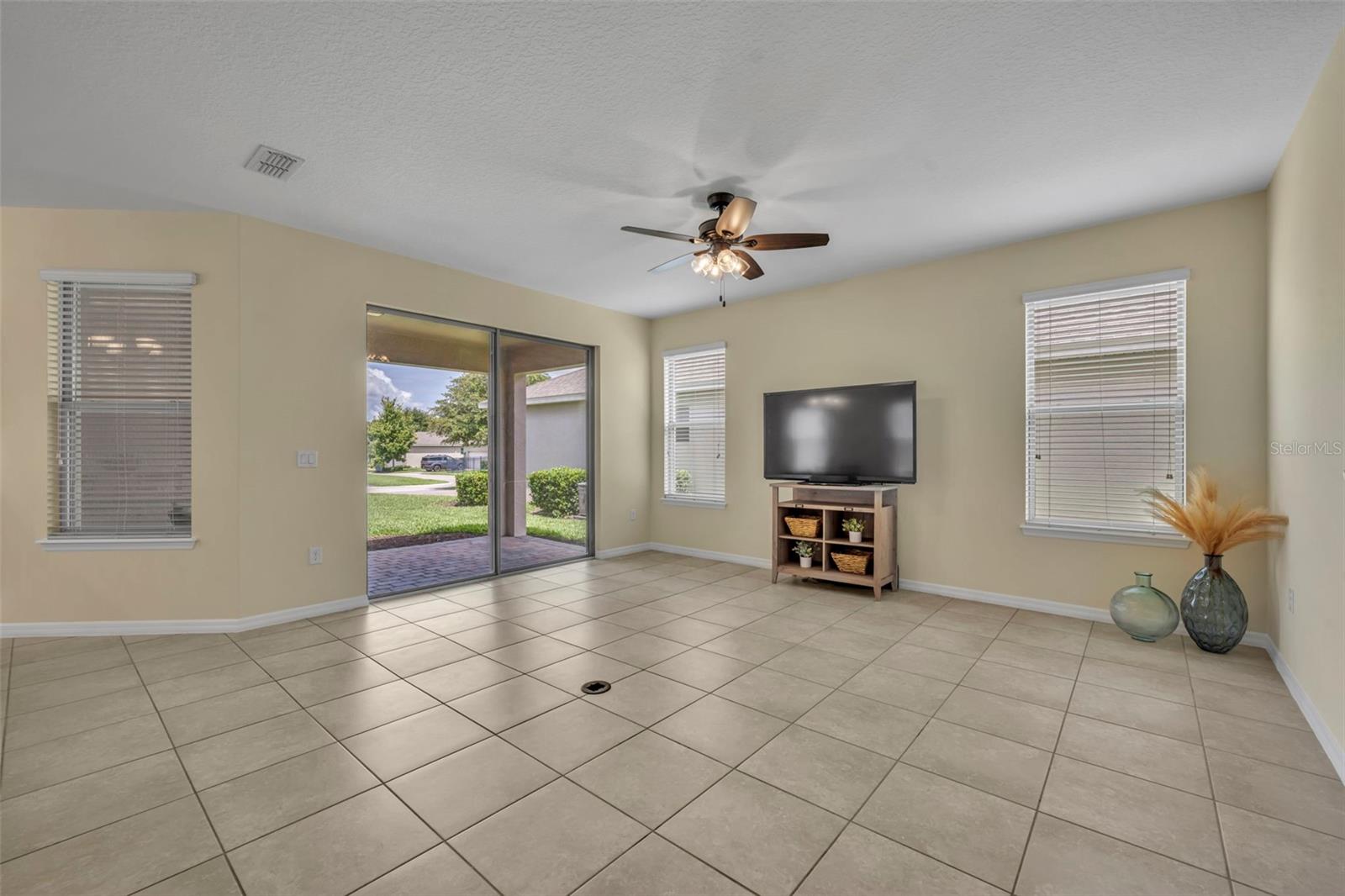 8220 BAYVIEW CROSSING DR