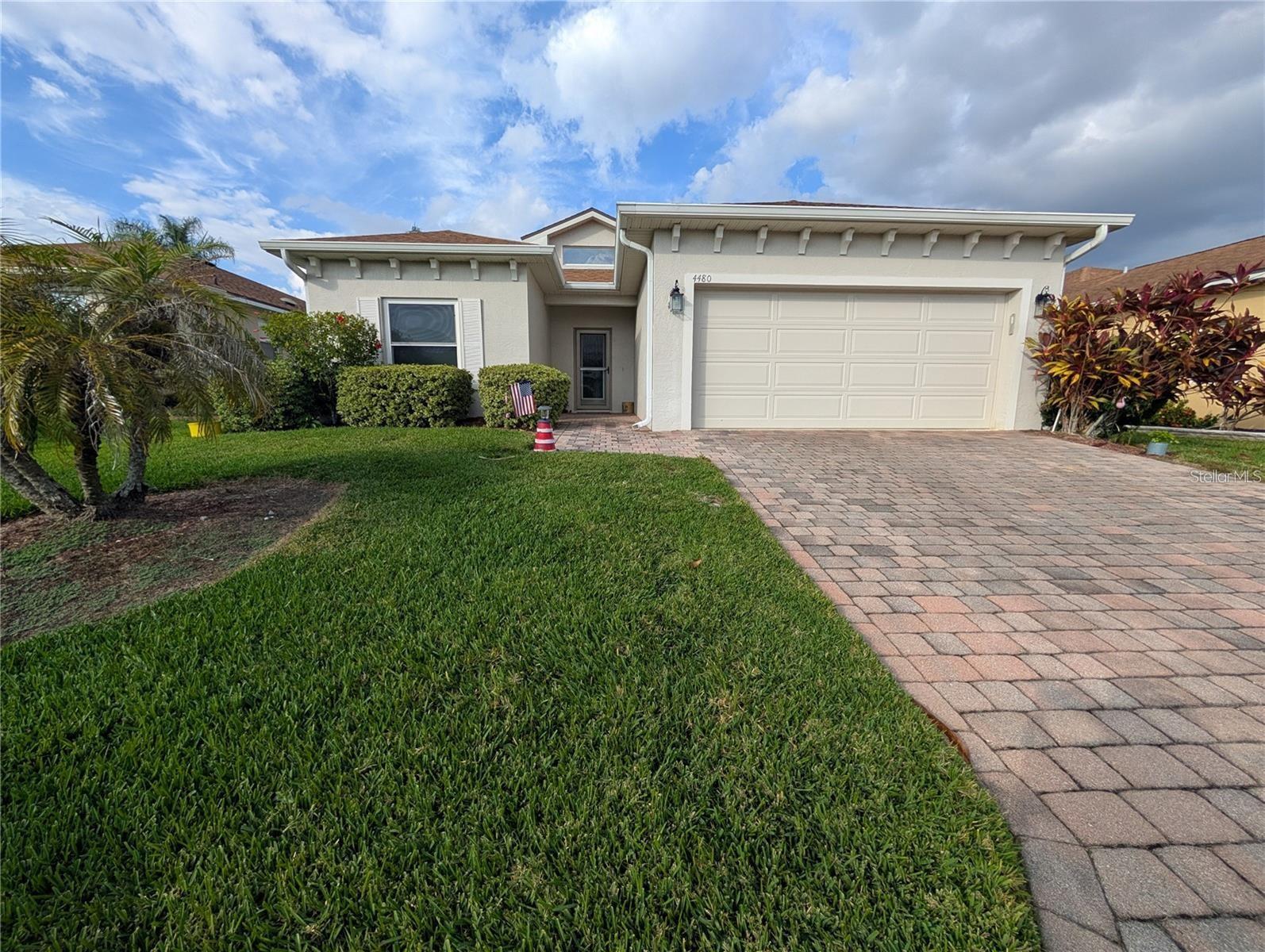 4480 STRATHMORE DR