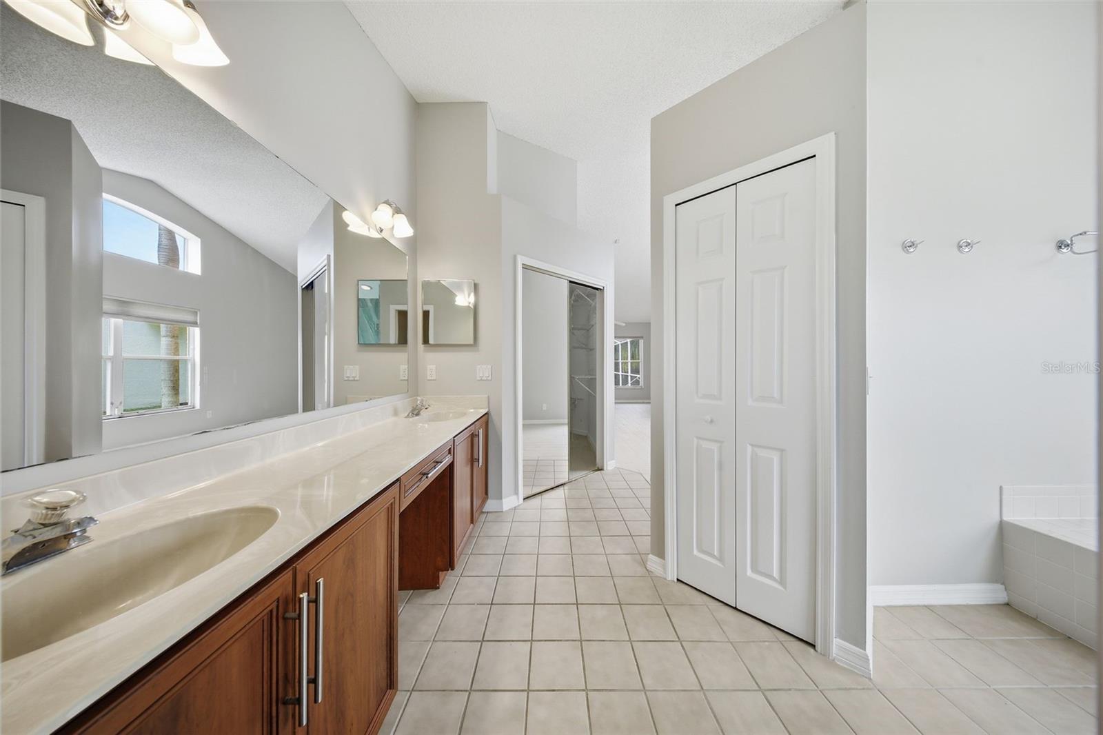 12606 CHELMSFORD CT