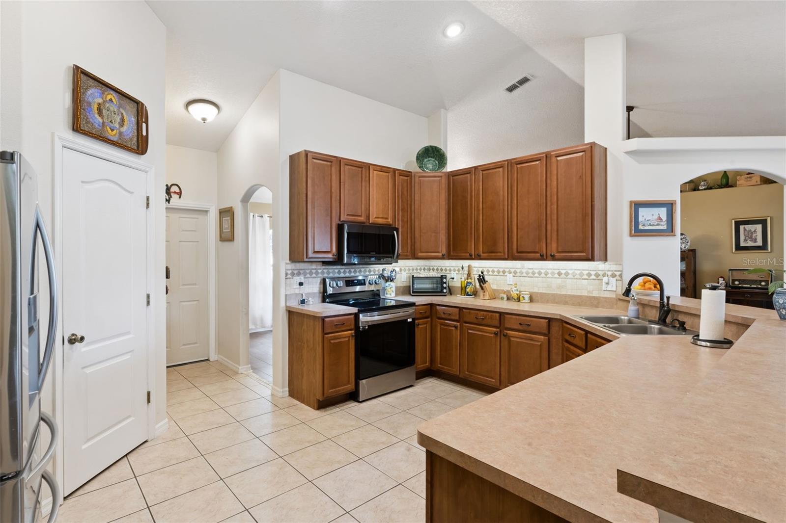 10418 VISTA PINES LOOP