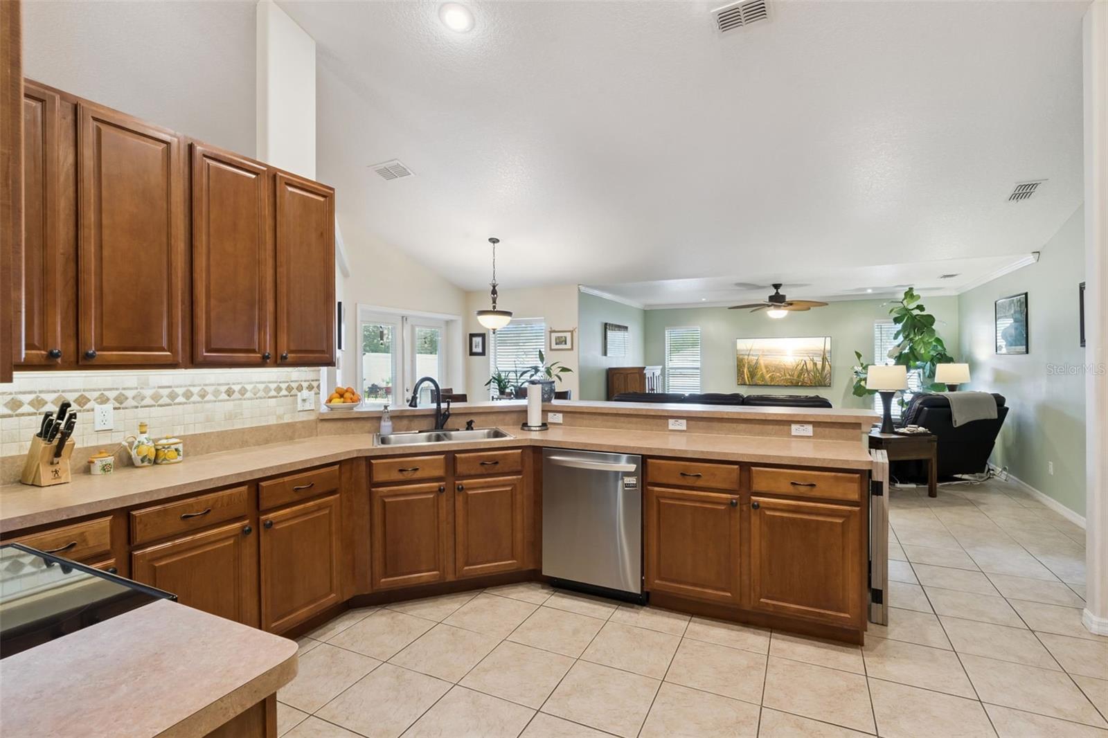 10418 VISTA PINES LOOP