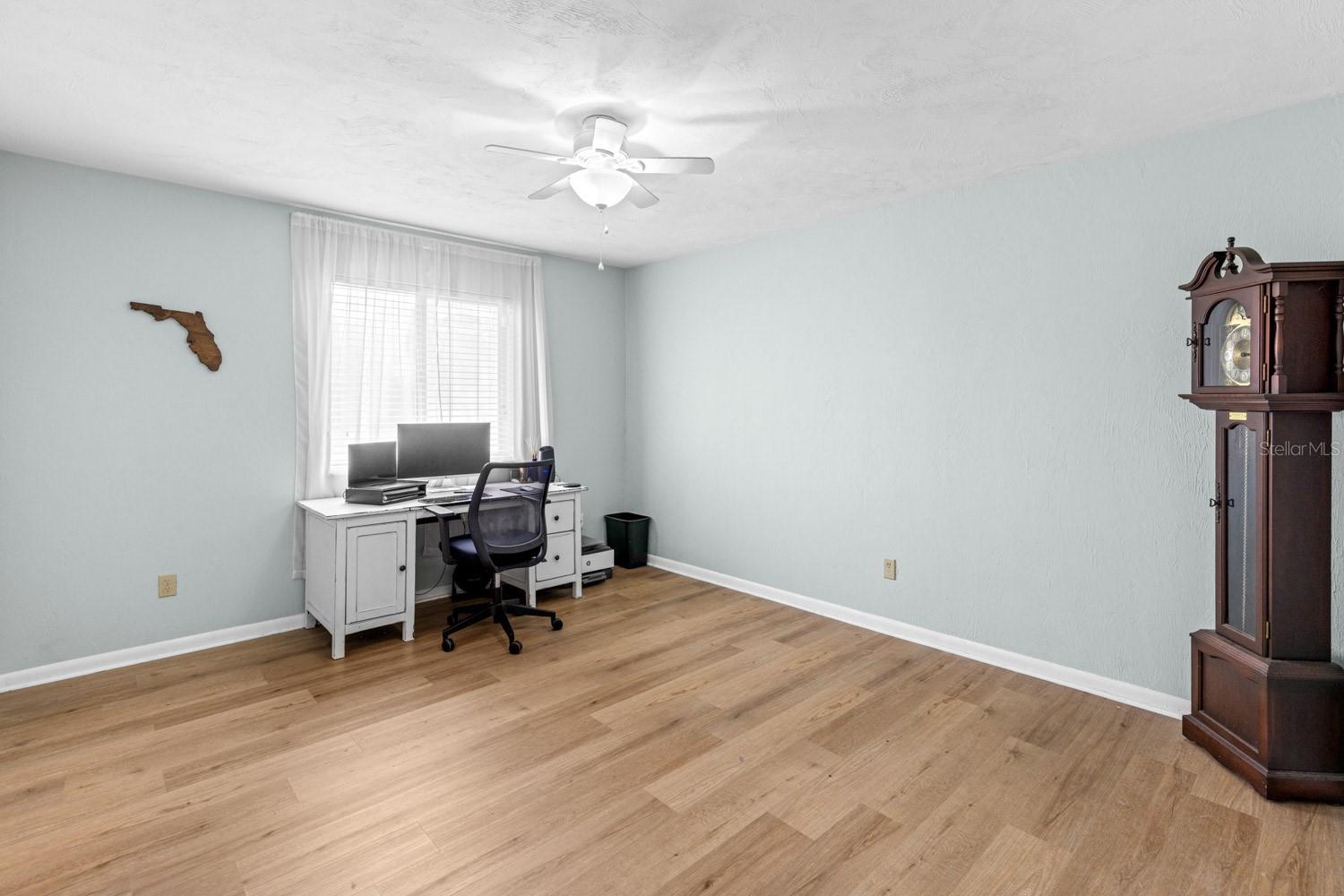 82 KINGSLEY PL