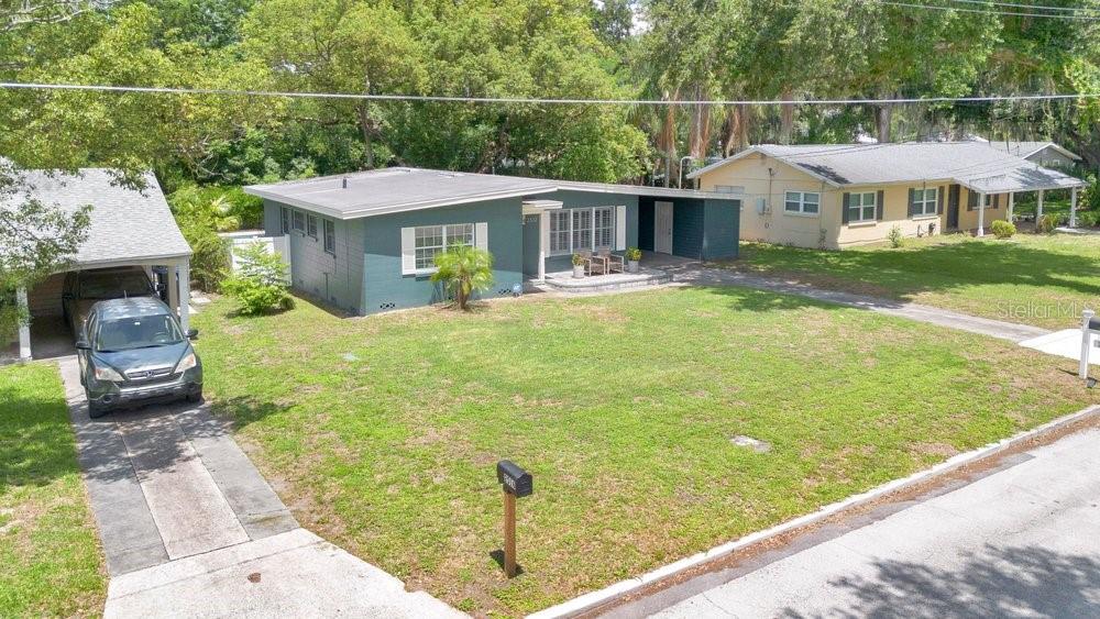 2512 LAKE WADE CT