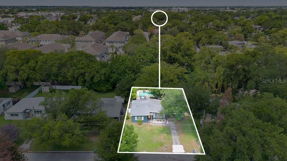 2512 LAKE WADE CT