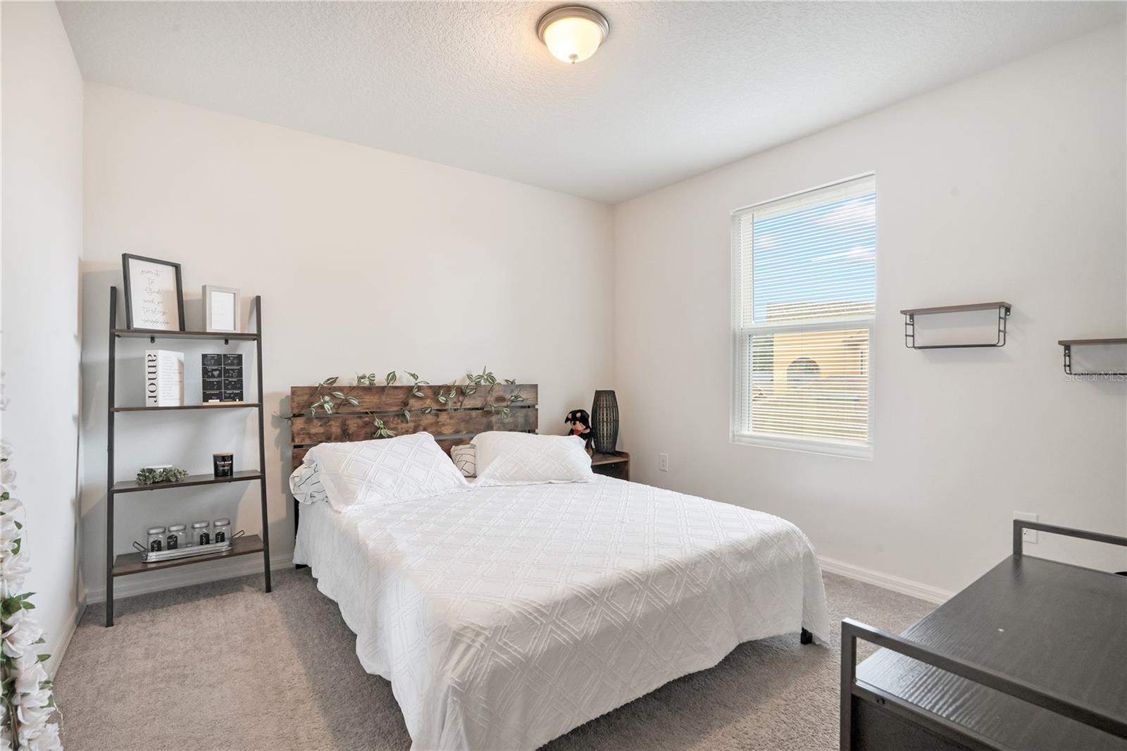 301 SALMON WAY